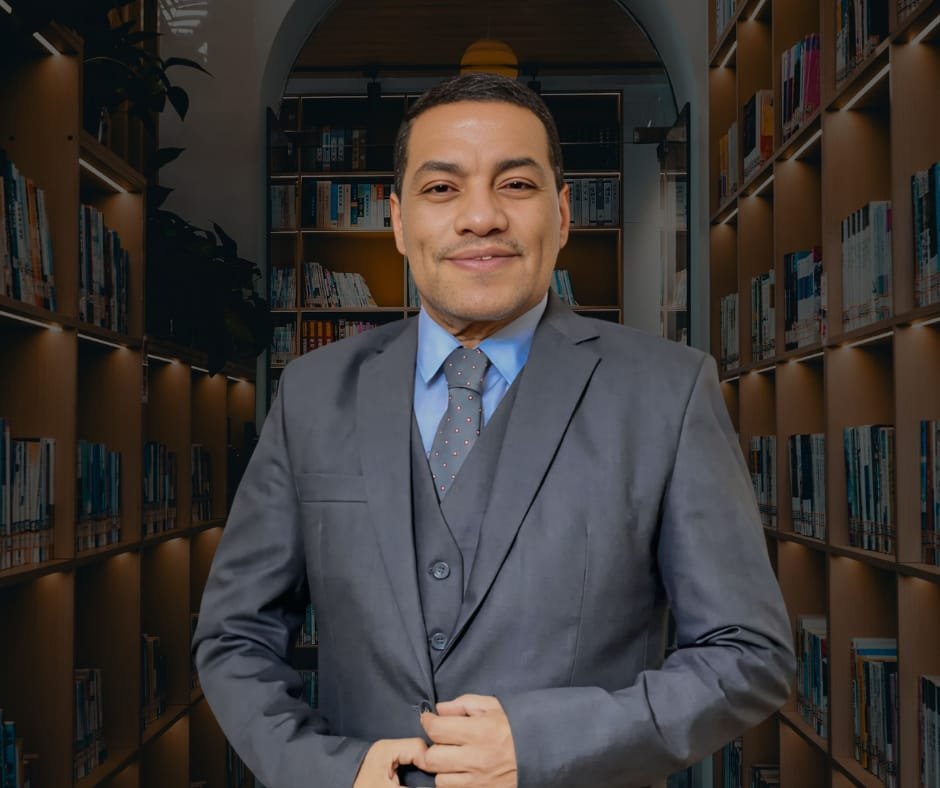 صورة عاطف ابو زيد